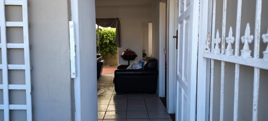 3 Bedroom Property for Sale in Costa Da Gama Western Cape